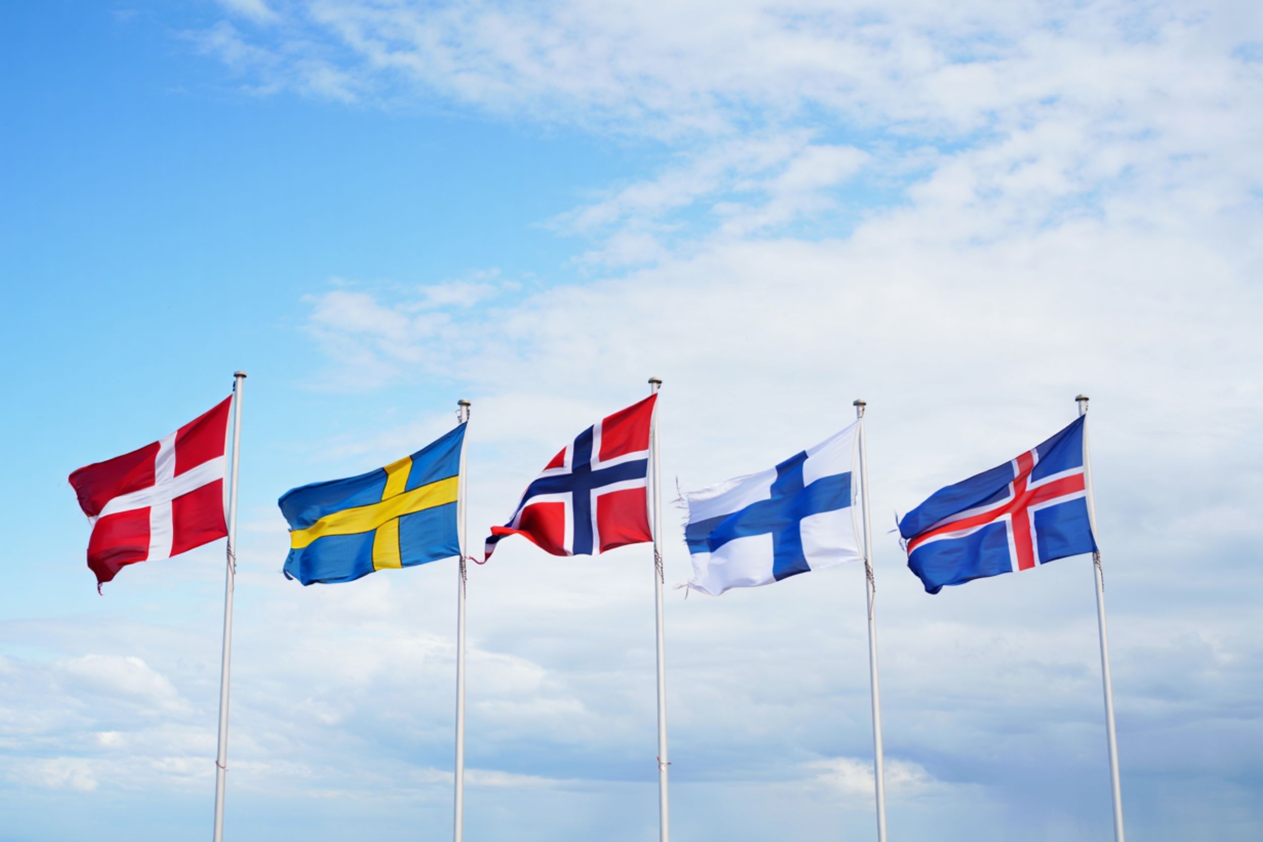 Drapeaux des pays scandinaves