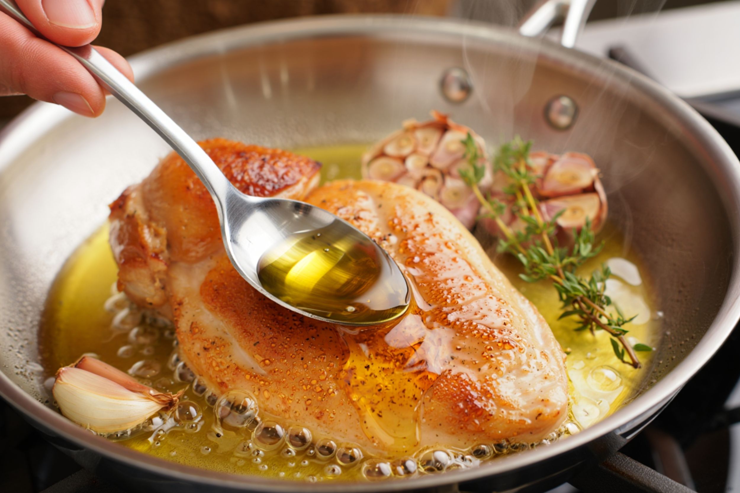 Cuisson du blanc de poulet à la poêle